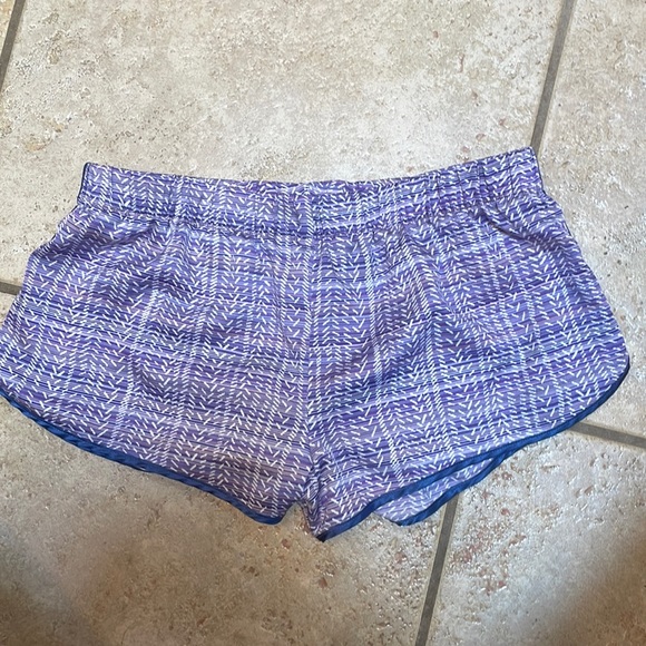 Victoria Secret Purple Silk Sleep Shorts Size Small - Picture 1 of 2